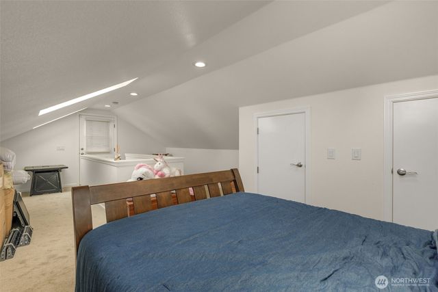 1532 Naval Avenue, Bremerton, WA 98312