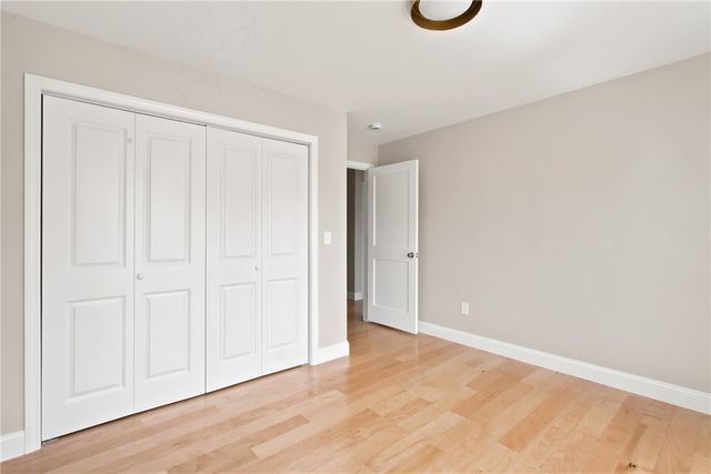 11 Juniper Street, Barrington, RI 02806
