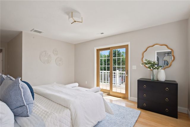 11 Juniper Street, Barrington, RI 02806