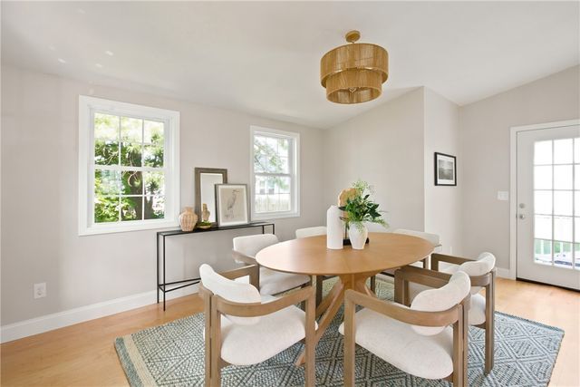 11 Juniper Street, Barrington, RI 02806