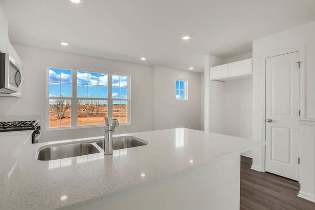 2644 Arrowhead Drive, Pingree Grove, IL 60140