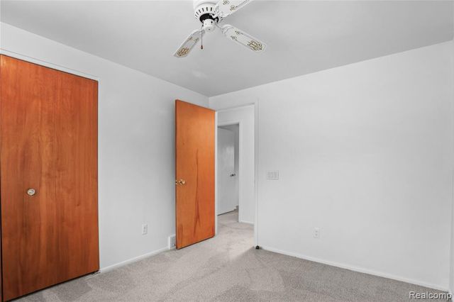 2814 Burgess Hill Drive, Waterford, MI 48329