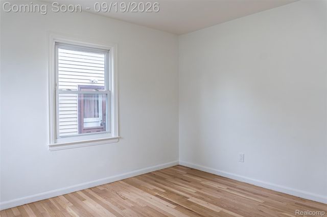 3851 Madison Street, Dearborn, MI 48124