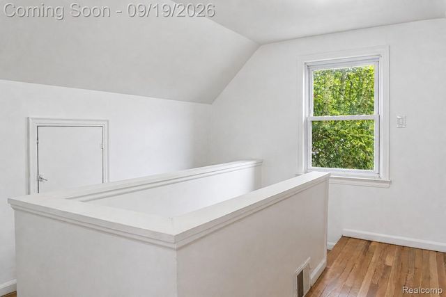 3851 Madison Street, Dearborn, MI 48124