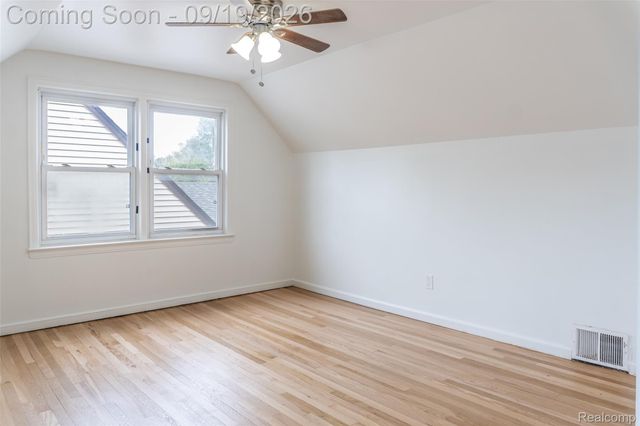 3851 Madison Street, Dearborn, MI 48124