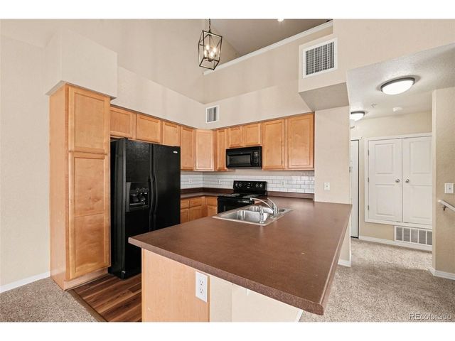 9429 Ashbury Cir 203, Parker, CO 80134