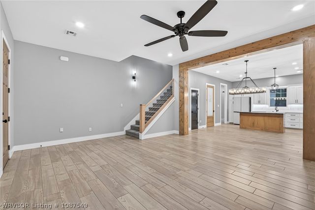 1914 Ebbing Loop, Barling, AR 72923