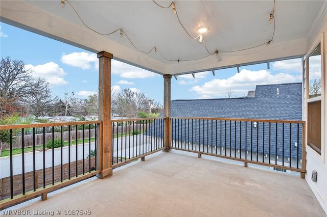 1914 Ebbing Loop, Barling, AR 72923