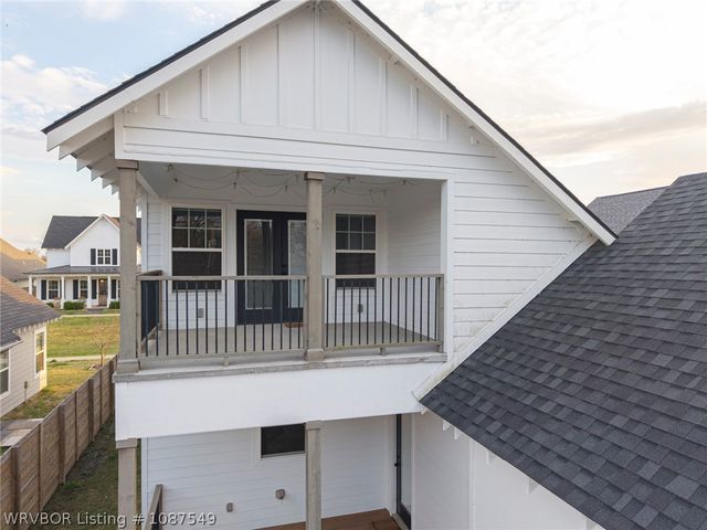 1914 Ebbing Loop, Barling, AR 72923