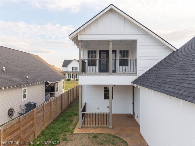 1914 Ebbing Loop, Barling, AR 72923