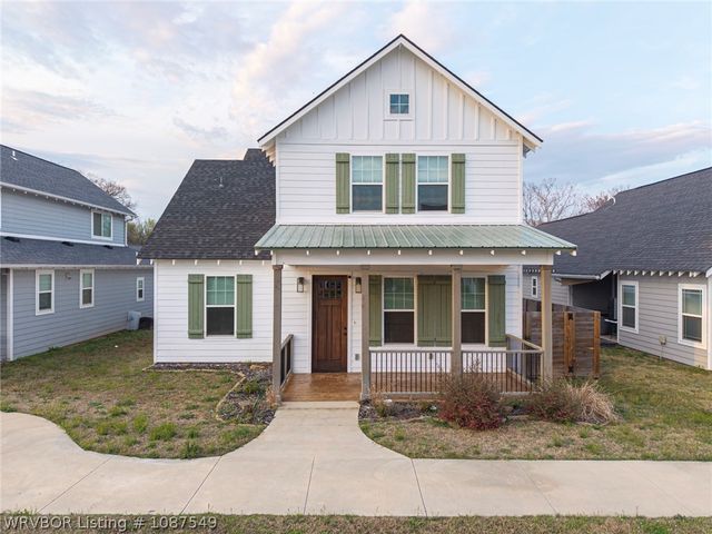 1914 Ebbing Loop, Barling, AR 72923