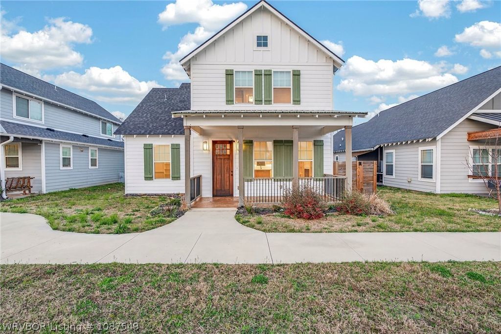 1914 Ebbing Loop, Barling, AR 72923