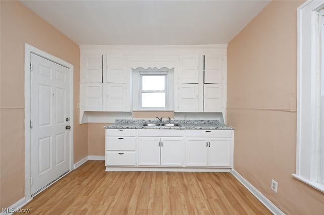 443 W Thornton Street W, Akron, OH 44307