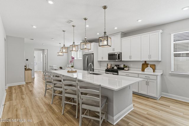 160 SPRUCE HILL Point, St. Johns, FL 32259