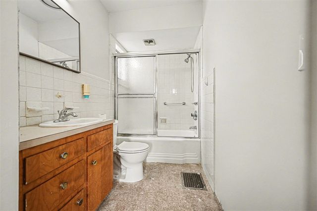 2222 Hoyle Avenue, Grand Rapids, MI 49544