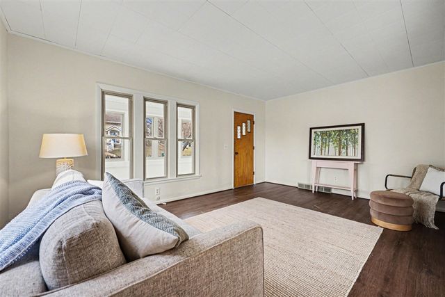 2222 Hoyle Avenue, Grand Rapids, MI 49544