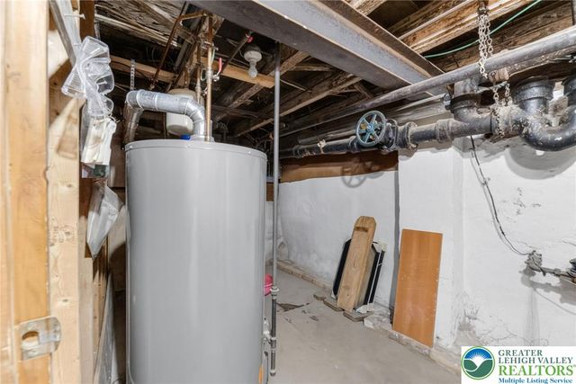 212 North Bromley Avenue, Scranton City, PA 18504