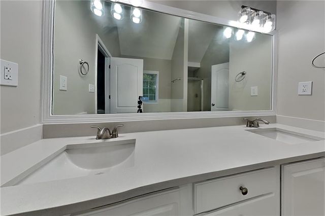 755 Willowwind Drive, Loganville, GA 30052