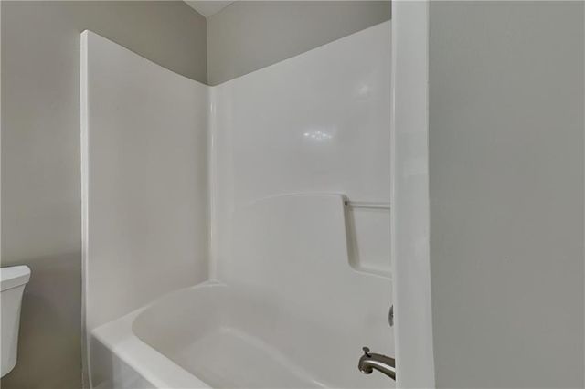 755 Willowwind Drive, Loganville, GA 30052