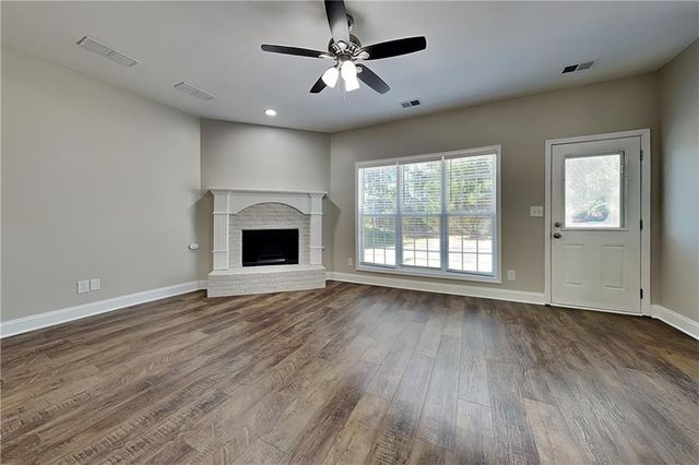 755 Willowwind Drive, Loganville, GA 30052