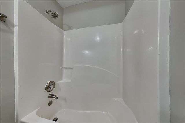 755 Willowwind Drive, Loganville, GA 30052