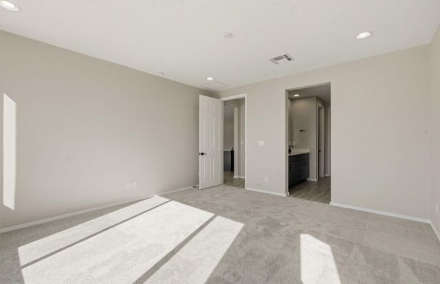 940 Turquesa Loop SE, Rio Rancho, NM 87124