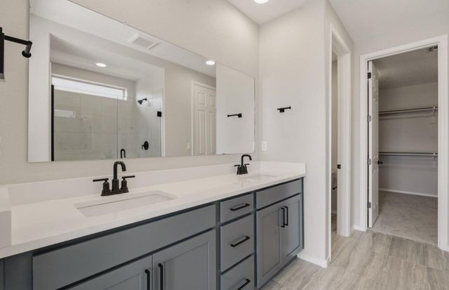 940 Turquesa Loop SE, Rio Rancho, NM 87124