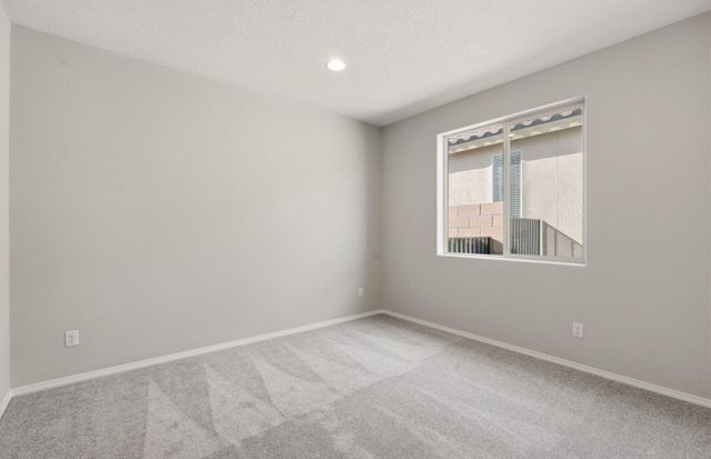 940 Turquesa Loop SE, Rio Rancho, NM 87124