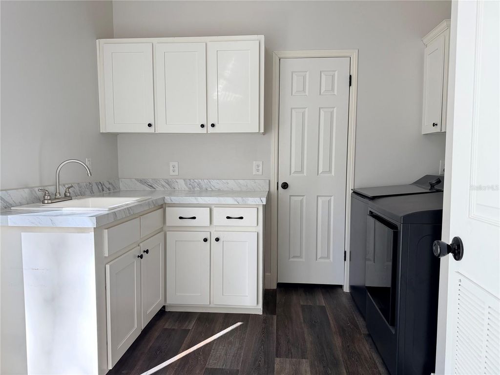 Image 41 of property listing at 4440 SW 63RD BOULEVARD, Gainesville, FL 32608