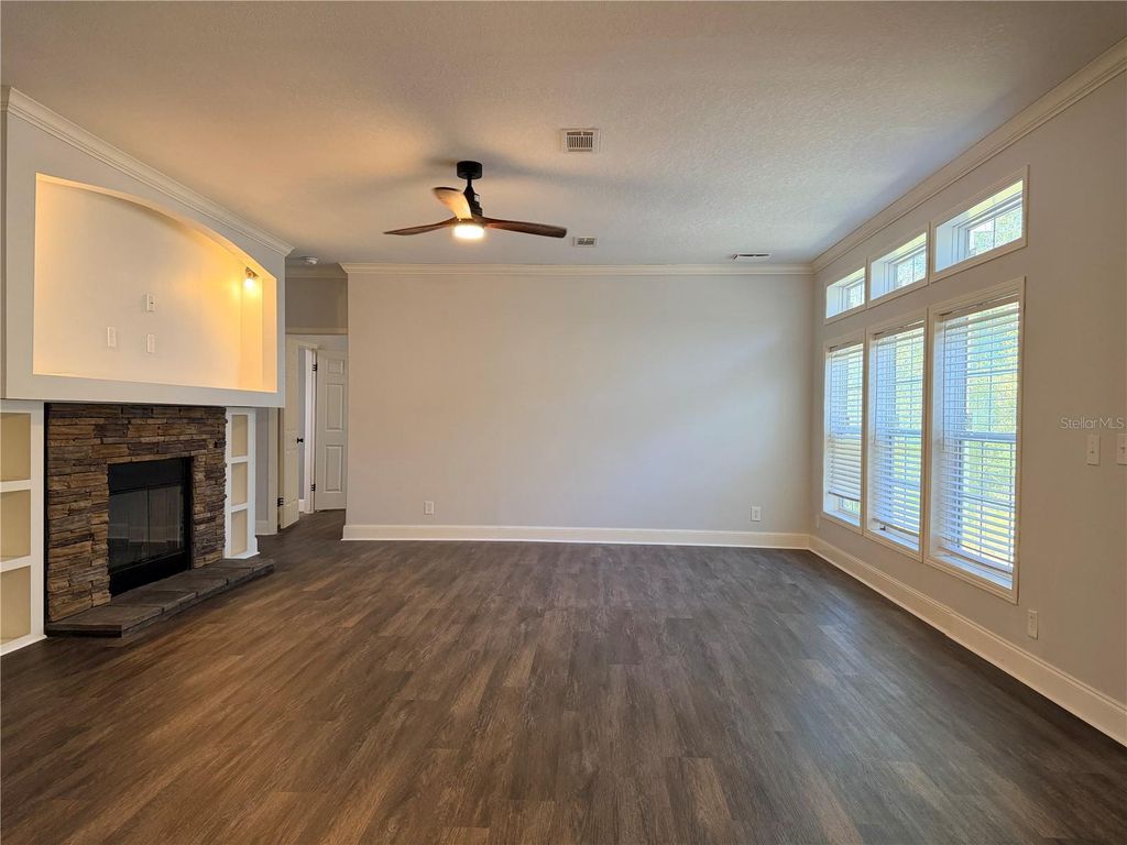 Image 8 of property listing at 4440 SW 63RD BOULEVARD, Gainesville, FL 32608