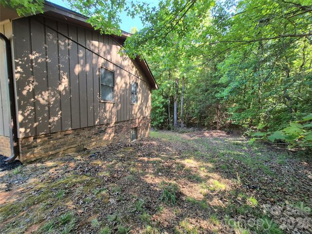 390 Low Water Bridge Road, Troy, NC 27371