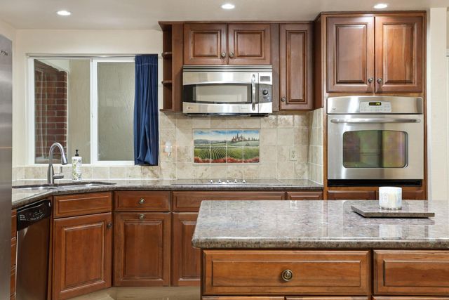 1536 Griffin Pt, Stockton, CA 95207