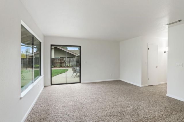 1536 Griffin Pt, Stockton, CA 95207