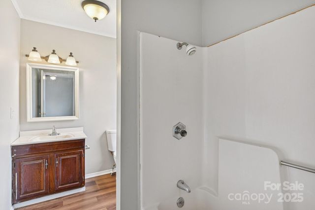 184 Cabarrus Avenue E, Concord, NC 28025