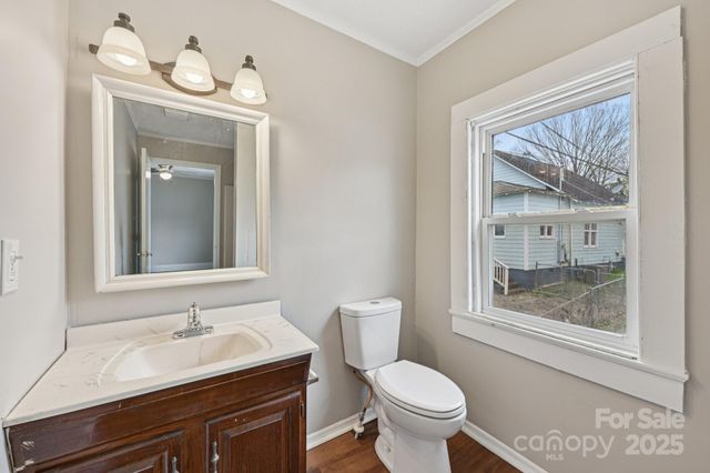 184 Cabarrus Avenue E, Concord, NC 28025