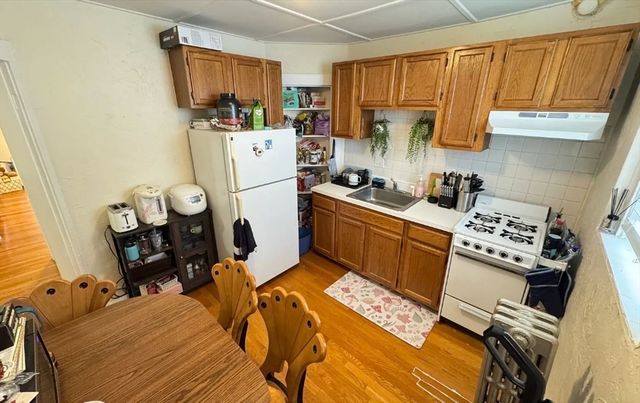 293 Spring St. Ext. 5, Medford, MA 02155