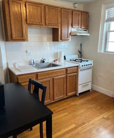 293 Spring St. Ext. 5, Medford, MA 02155