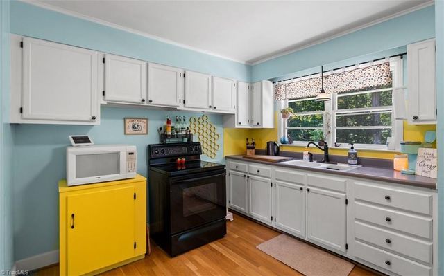 321 Parris Avenue, High Point, NC 27262