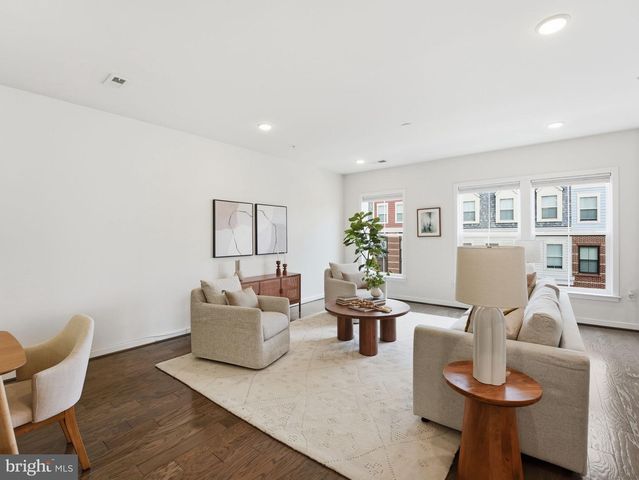 10719 VIOGNIER TER, Fairfax, VA 22032