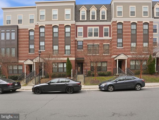 10719 VIOGNIER TER, Fairfax, VA 22032
