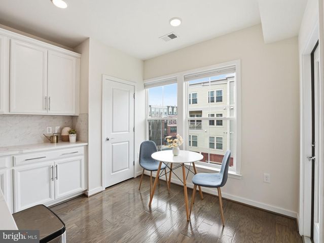 10719 VIOGNIER TER, Fairfax, VA 22032