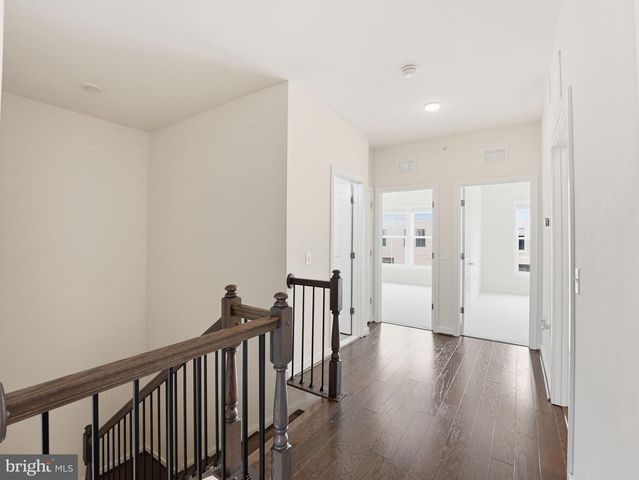 10719 VIOGNIER TER, Fairfax, VA 22032