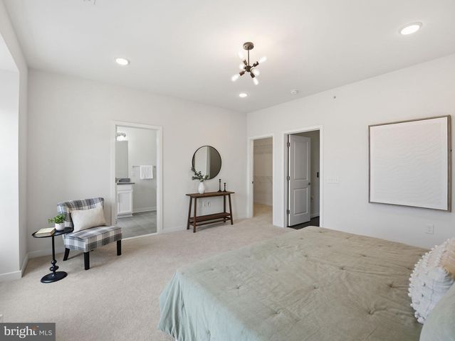 10719 VIOGNIER TER, Fairfax, VA 22032