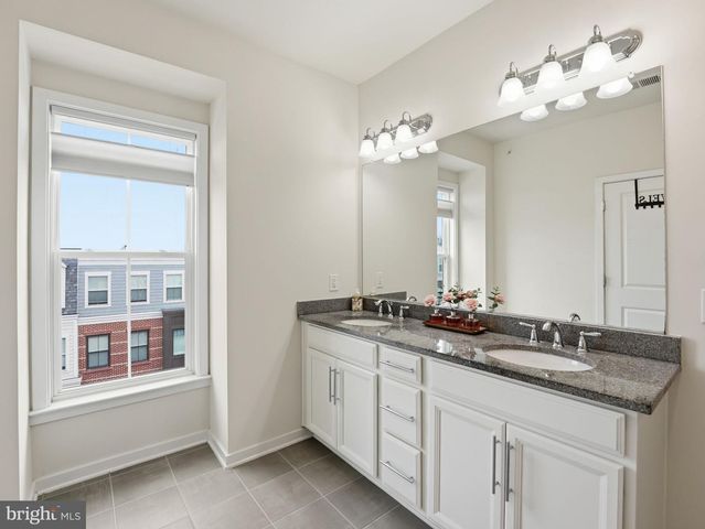 10719 VIOGNIER TER, Fairfax, VA 22032