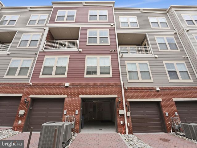 10719 VIOGNIER TER, Fairfax, VA 22032