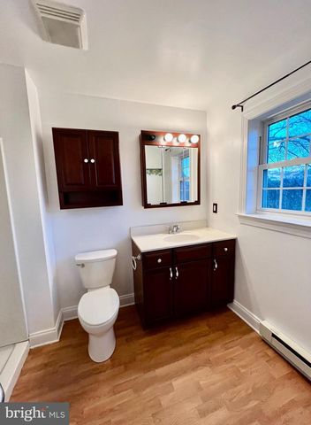 8 N VIRGINIA AVE, Brunswick, MD 21716