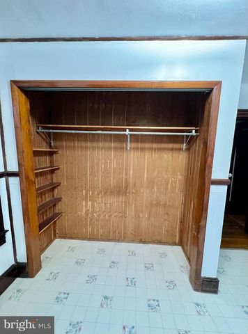 8 N VIRGINIA AVE, Brunswick, MD 21716