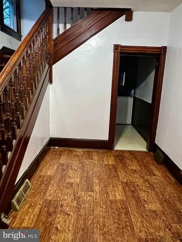 8 N VIRGINIA AVE, Brunswick, MD 21716