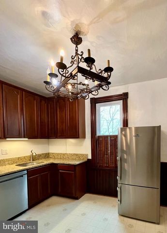 8 N VIRGINIA AVE, Brunswick, MD 21716