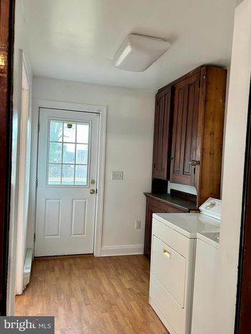 8 N VIRGINIA AVE, Brunswick, MD 21716